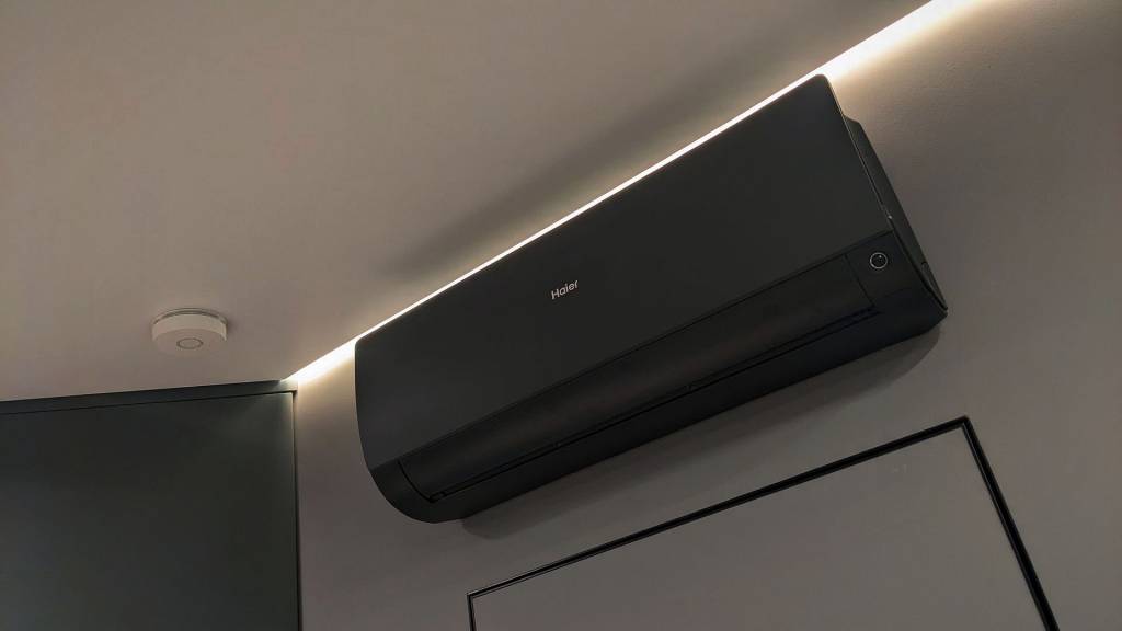 aerobus_flat_04.jpg aerobus_flat_04.jpg