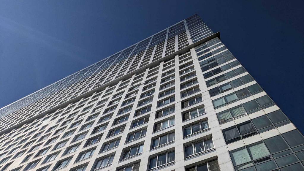 aerobus_flat_01.jpg aerobus_flat_01.jpg